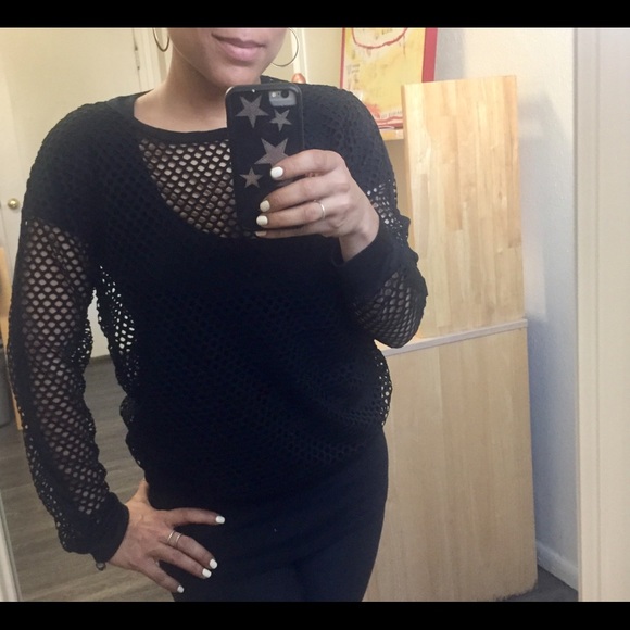 LAST ONE Black mesh top w/crew neckline sz Medium - Picture 5 of 8